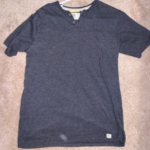Men’s Medium Dark Grey Henley Short Sleeve